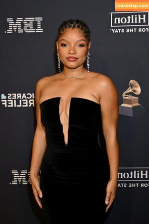 Halle Bailey photo #1238