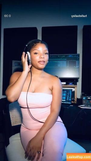 Halle Bailey photo #1264