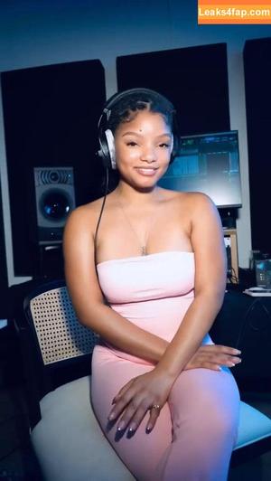 Halle Bailey photo #1268