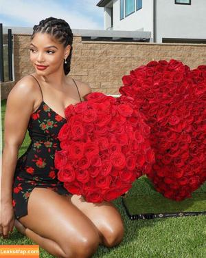 Halle Bailey photo #1301