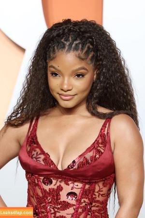 Halle Bailey photo #1372