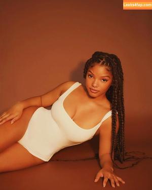 Halle Bailey photo #1391