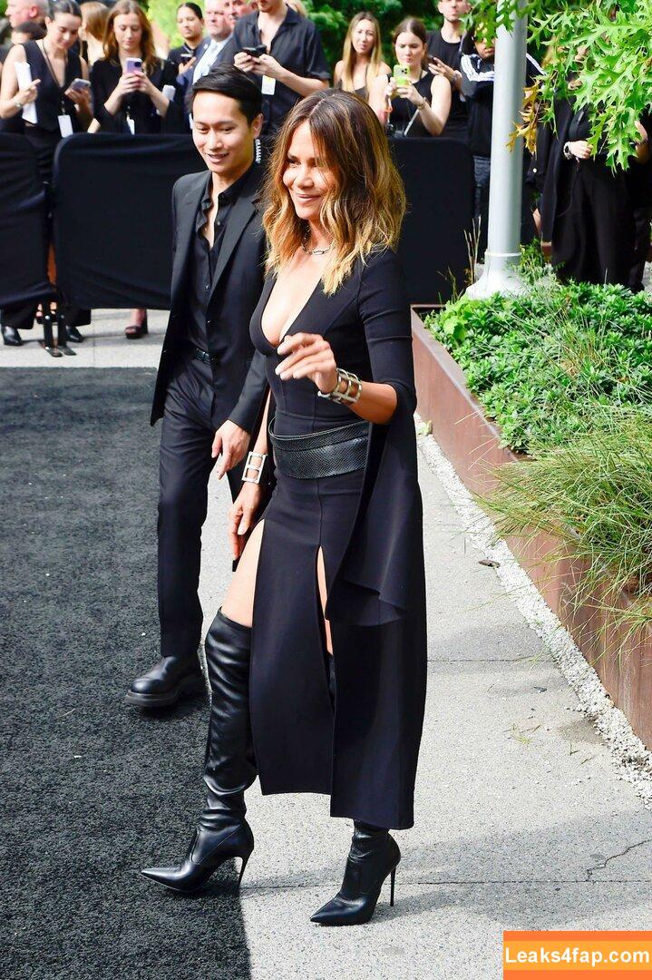 Halle Berry / halleberry / hberry01 leaked photo photo #0108