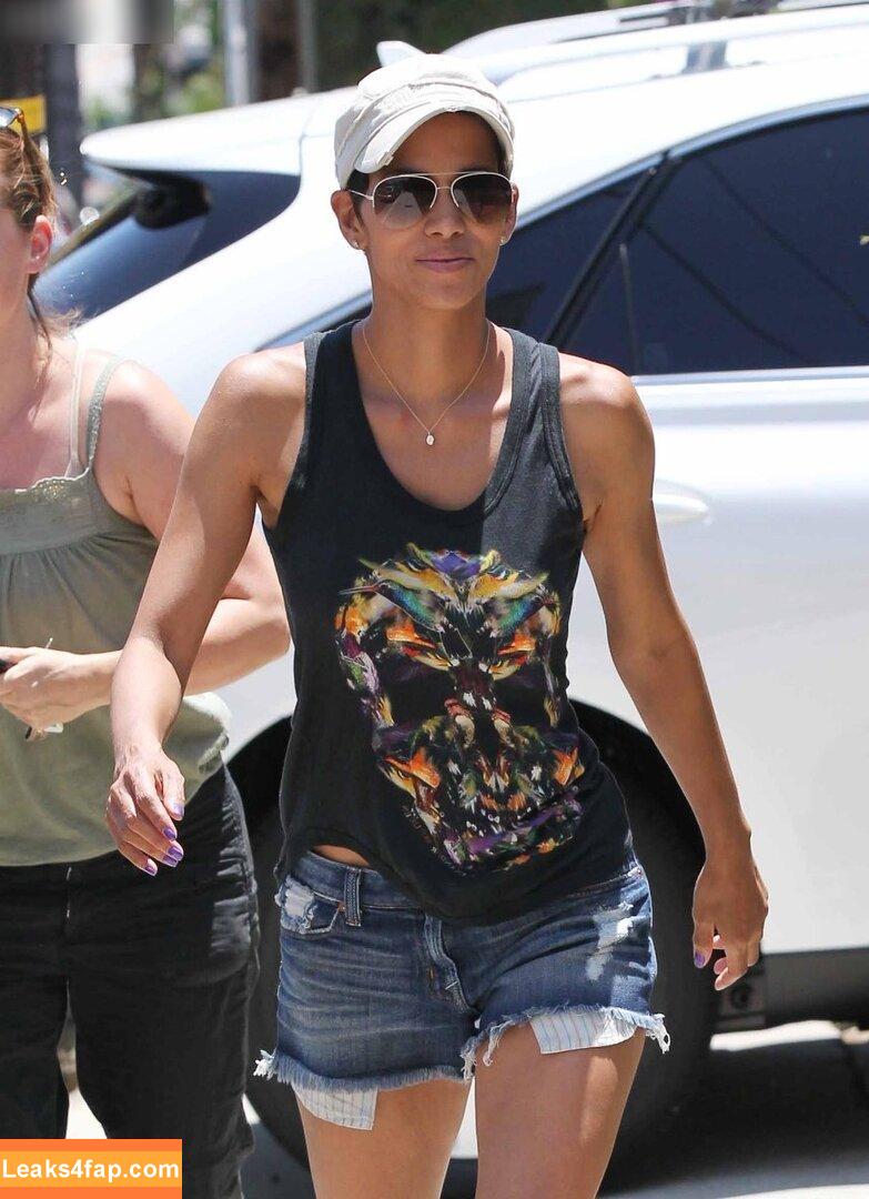 Halle Berry / halleberry / hberry01 leaked photo photo #0177