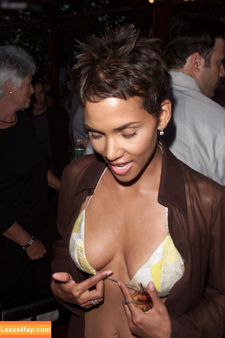 Halle Berry / halleberry / hberry01 leaked photo photo #0181