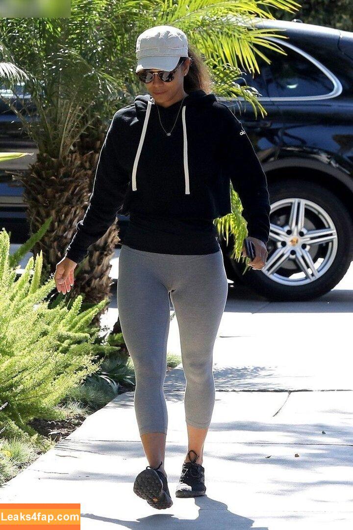 Halle Berry / halleberry / hberry01 leaked photo photo #0232