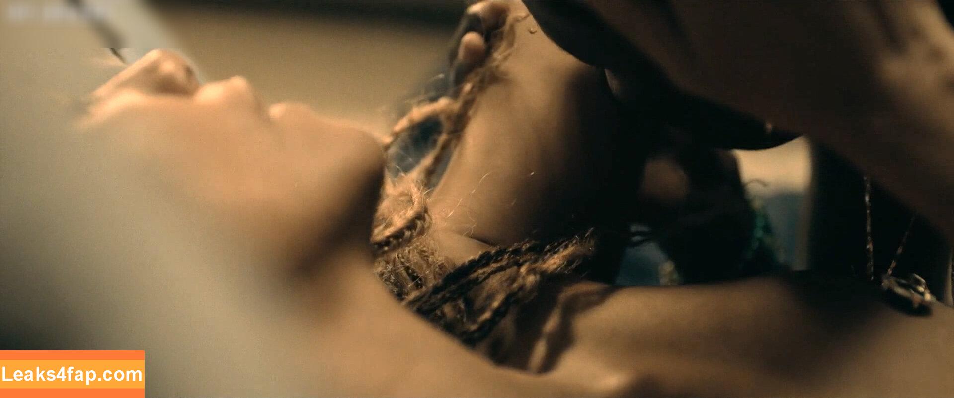 Halle Berry / halleberry leaked photo photo #0381