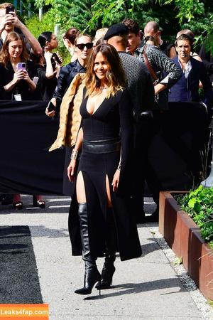 Halle Berry photo #0112