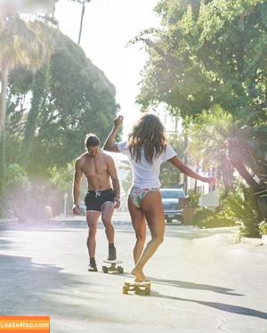 Halle Berry photo #0282