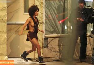 Halle Berry photo #0310