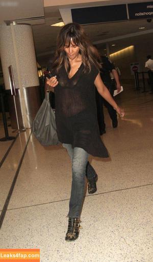 Halle Berry photo #0350