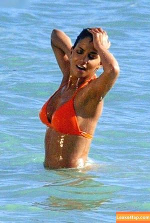 Halle Berry photo #0362