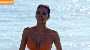 Halle Berry photo #0366