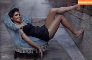 Halle Berry photo #0409