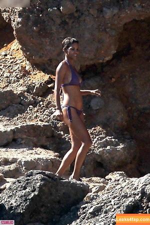 Halle Berry photo #0415