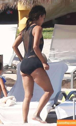 Halle Berry photo #0426