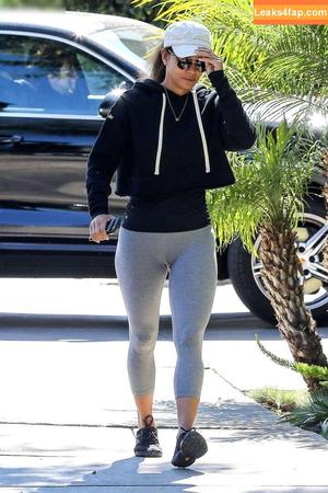 Halle Berry photo #0454