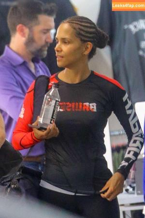 Halle Berry photo #0466