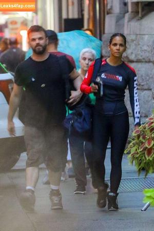 Halle Berry photo #0469