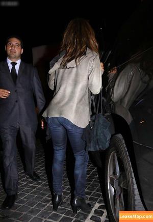 Halle Berry photo #0773