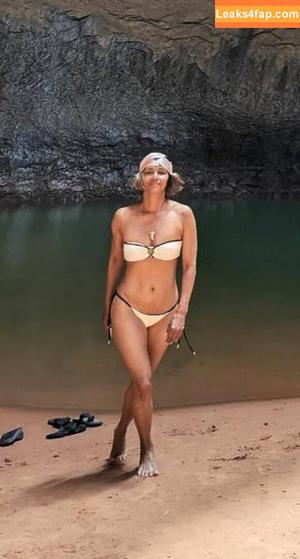 Halle Berry photo #0788