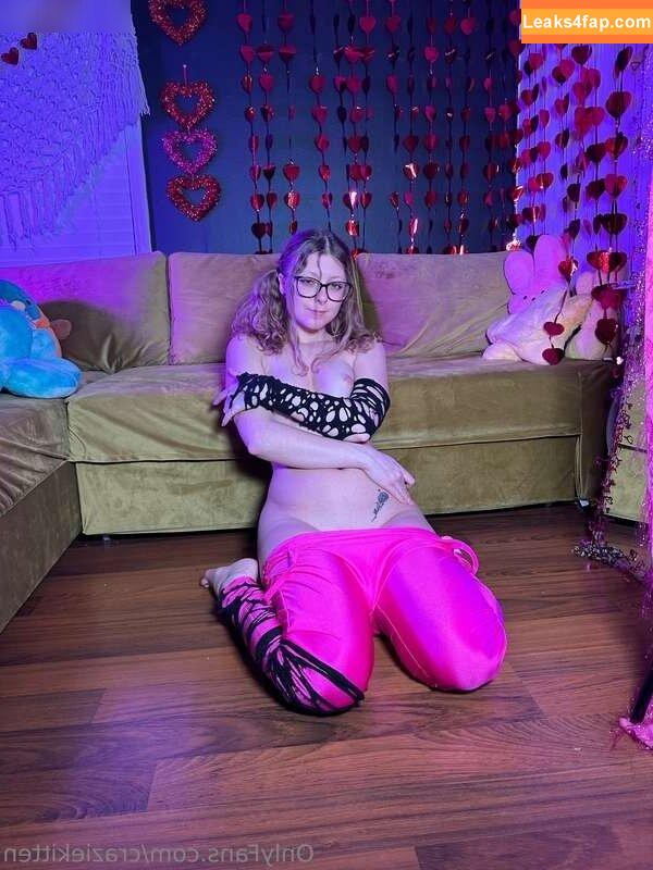 Hallie Gift / craziekitten / giftyhippie leaked photo photo #0028