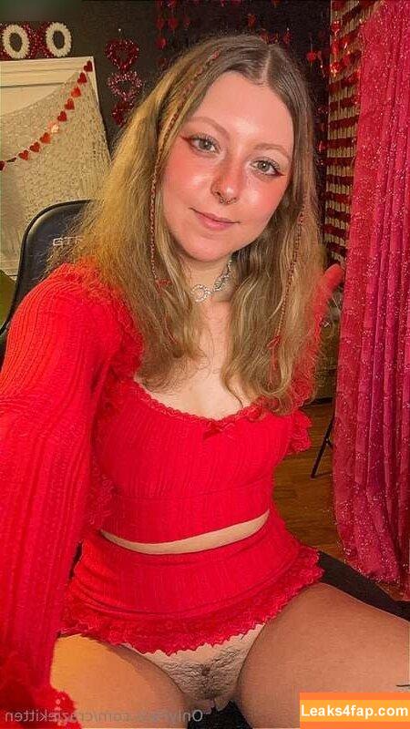 Hallie Gift / craziekitten / giftyhippie leaked photo photo #0049