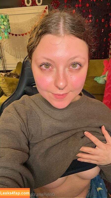 Hallie Gift / craziekitten / giftyhippie leaked photo photo #0065