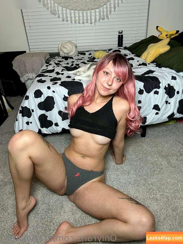 Hallie Gift / craziekitten / giftyhippie leaked photo photo #0223