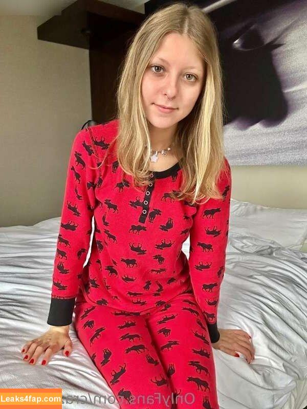 Hallie Gift / craziekitten / giftyhippie leaked photo photo #0275