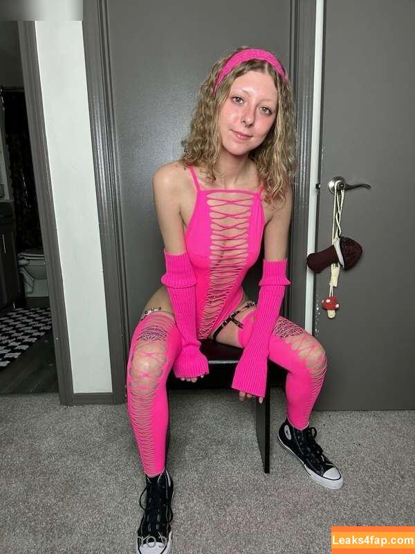 Hallie Gift / craziekitten / giftyhippie leaked photo photo #0315