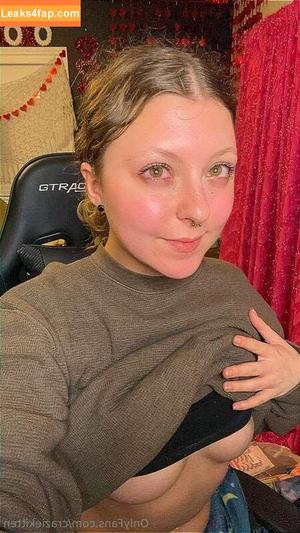 Hallie Gift photo #0066