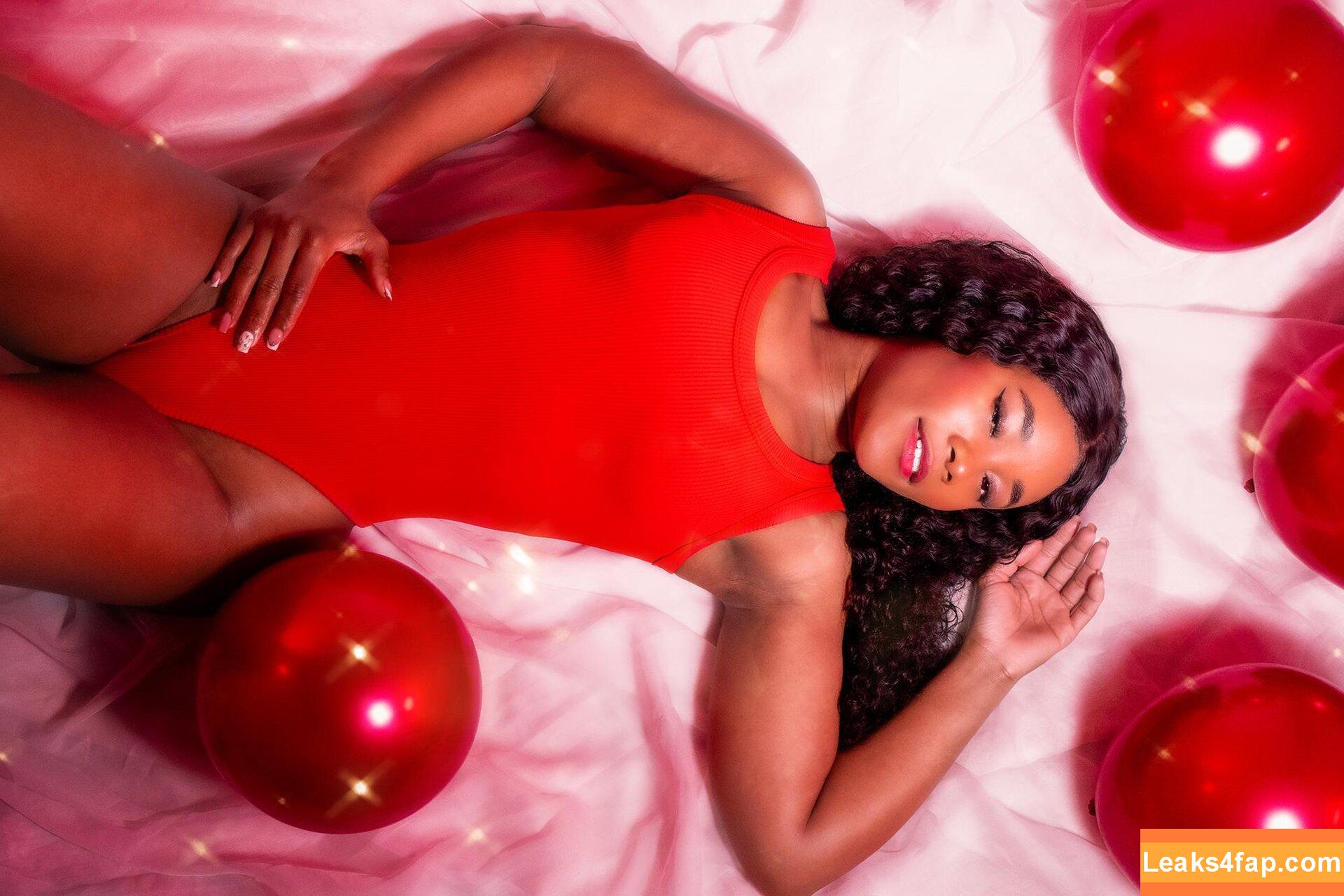 Hallybans / hallybass leaked photo photo #0008