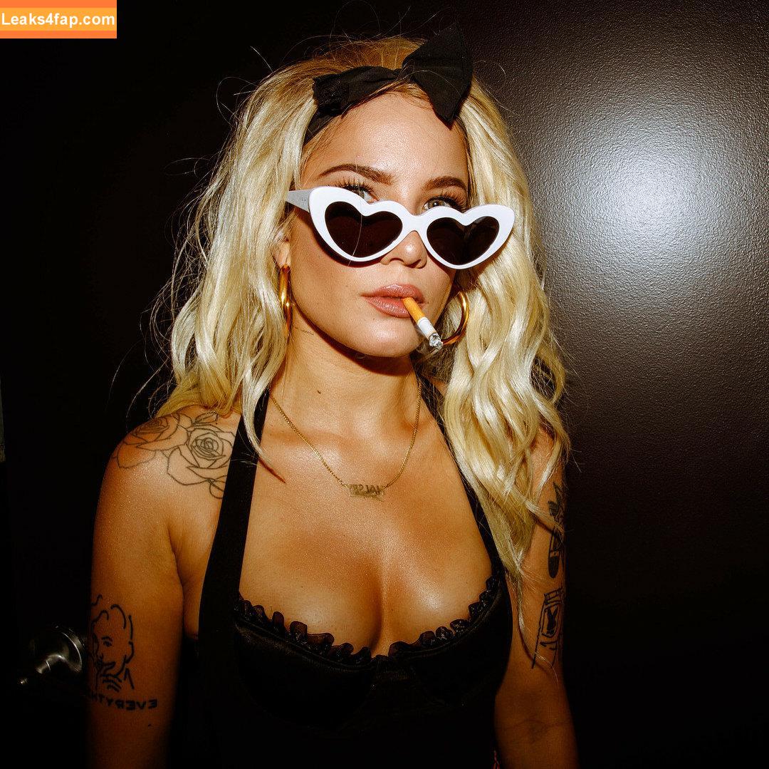 Halsey / iamhalsey leaked photo photo #0055