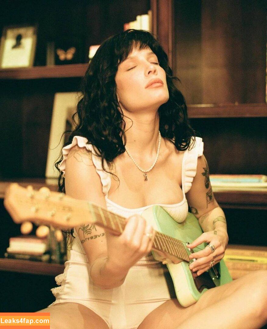 Halsey / iamhalsey leaked photo photo #0067