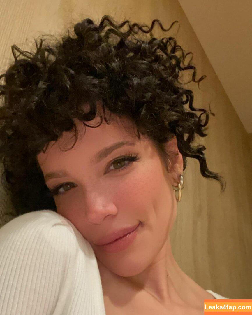 Halsey / iamhalsey leaked photo photo #0072