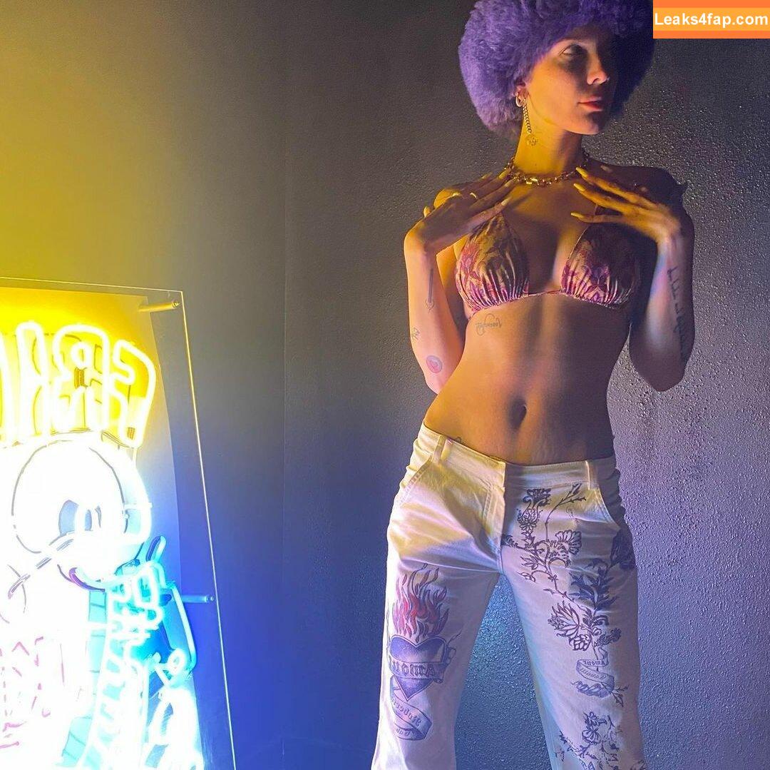 Halsey / iamhalsey leaked photo photo #0074