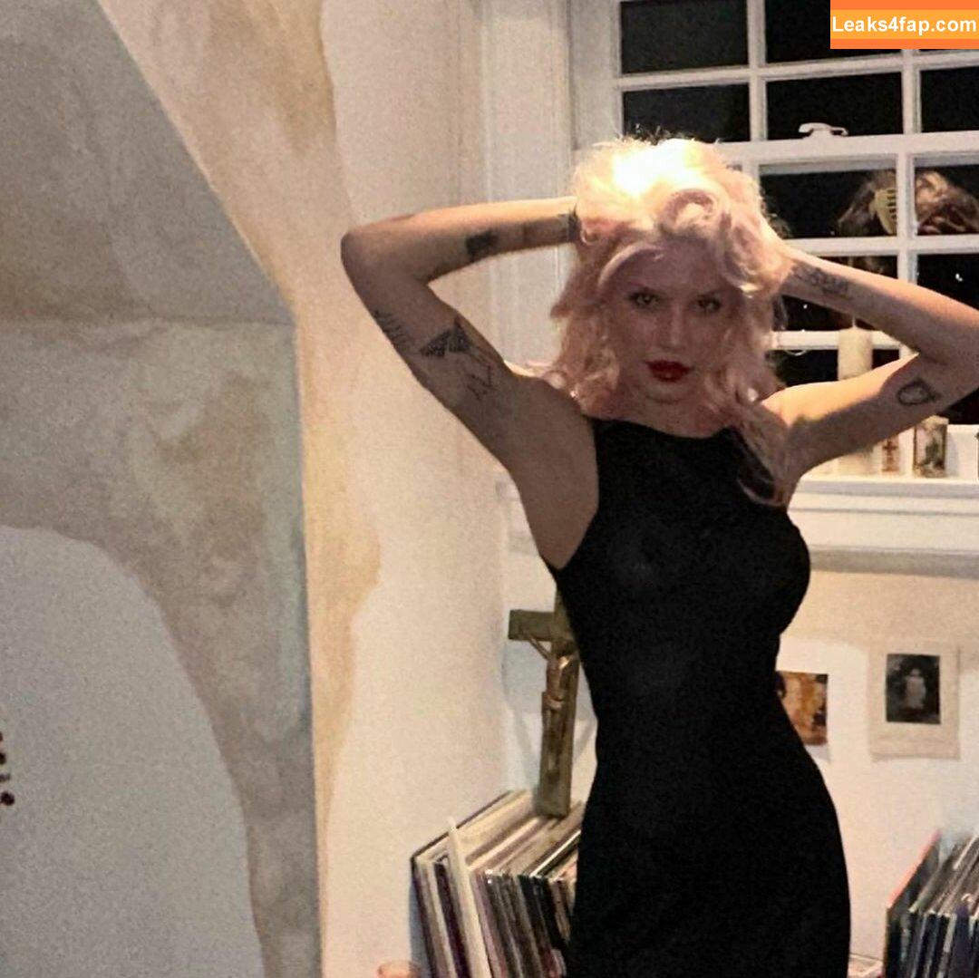 Halsey / iamhalsey leaked photo photo #0126