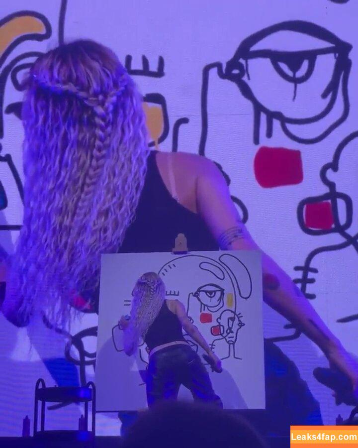 Halsey / iamhalsey leaked photo photo #0219