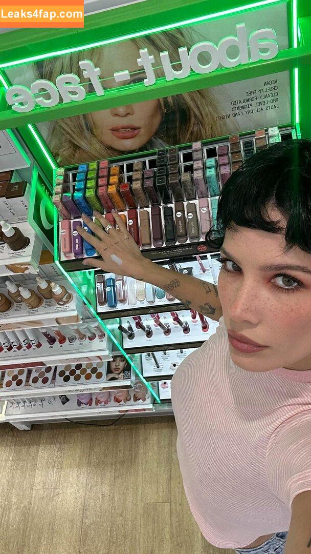 Halsey / iamhalsey leaked photo photo #0225