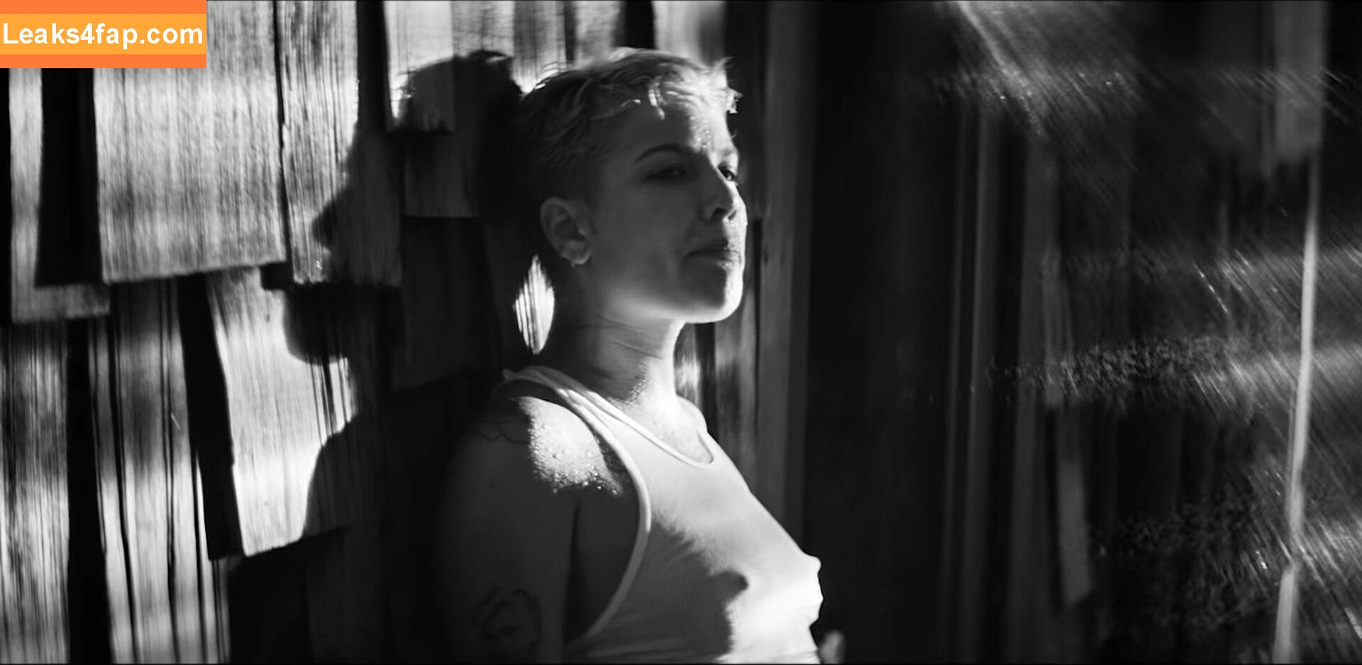 Halsey / iamhalsey / yammahaaa leaked photo photo #0362