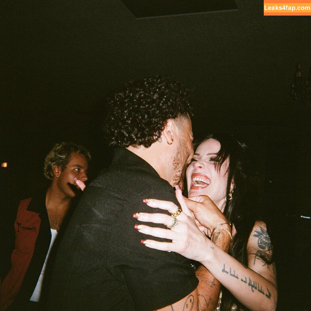 Halsey / iamhalsey / yammahaaa leaked photo photo #0875