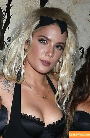 Halsey photo #0048