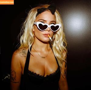 Halsey photo #0055