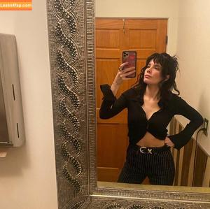 Halsey photo #0073