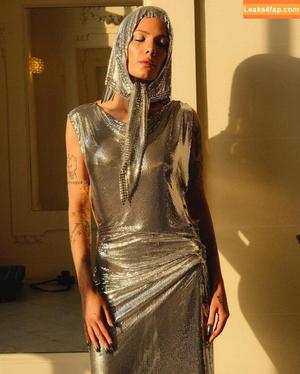 Halsey фото #0144