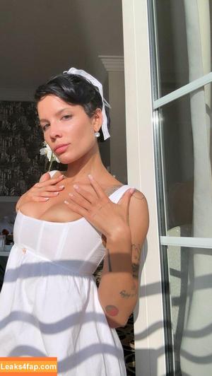 Halsey photo #0213
