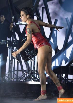 Halsey photo #0260