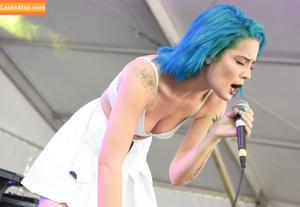 Halsey photo #0270