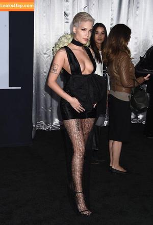 Halsey photo #0286